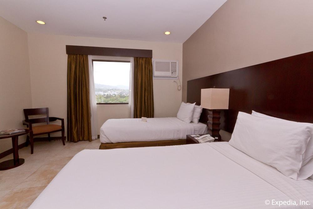 Alpa City Suites Hotel Себу Экстерьер фото